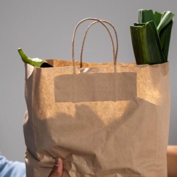 Paper bag adhesive for packaging production